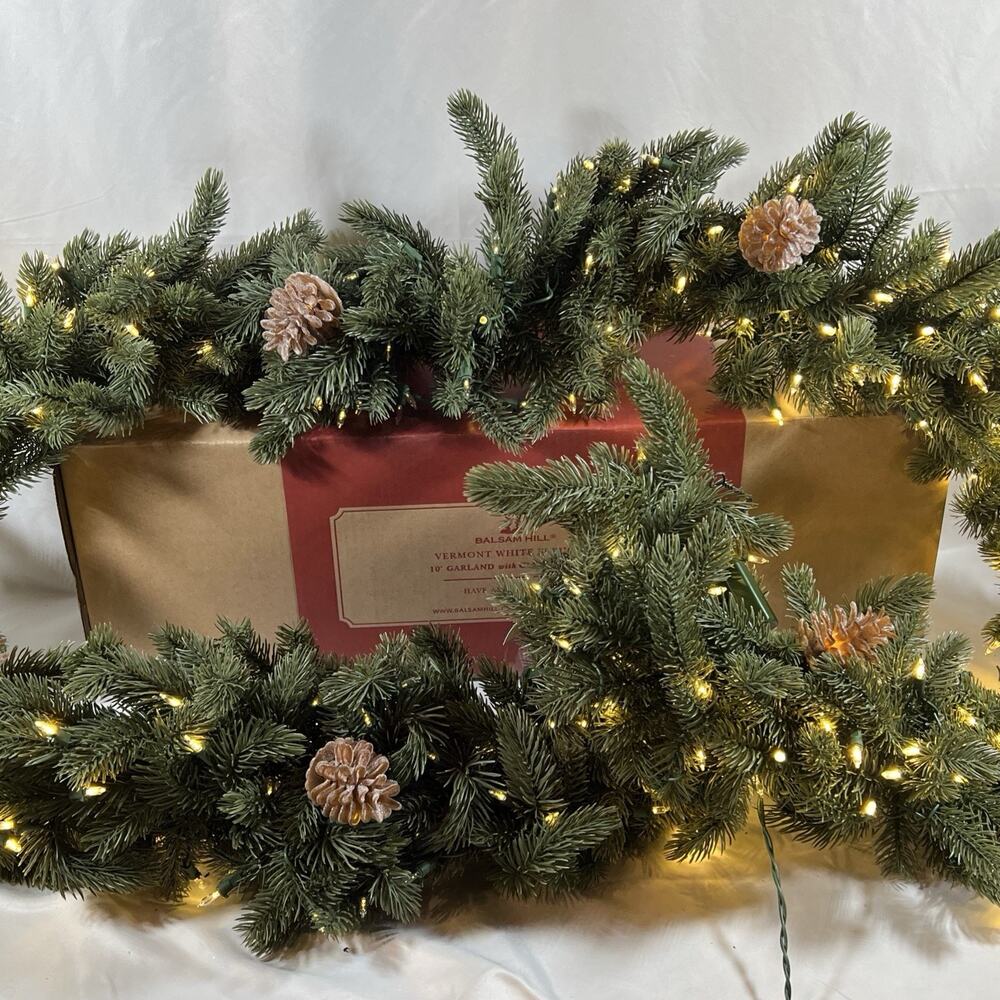 Balsam Hill Vermont White Spruce 10’ Garland Clear Lights Christmas Mantel